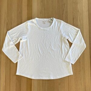 NWT Orvis perfect classic fit tee